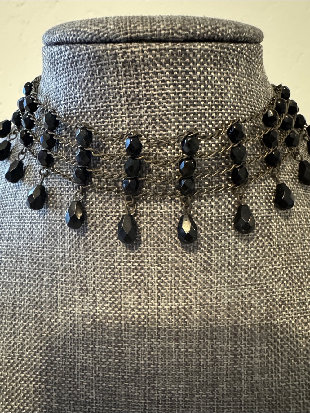 Robert Rose Black Beaded Fringe adjustable Choker Necklace - stunning on - Picture 4 of 4